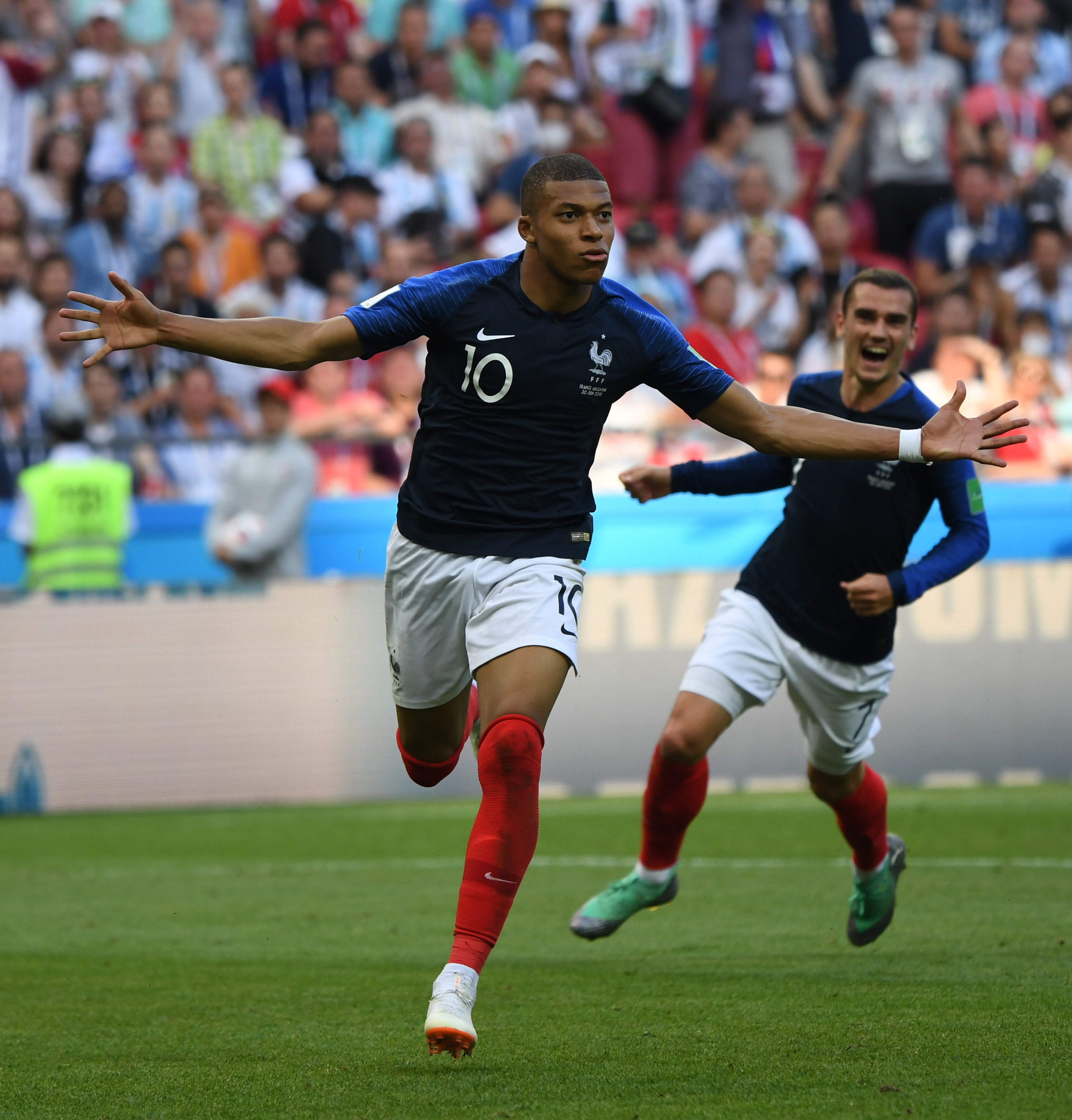 库里有望本周六复出战森林狼！勇士官方更新伤情：周四可参加训练（勇士官方：库里周四可参加训练，有望周六复出对阵森林狼）