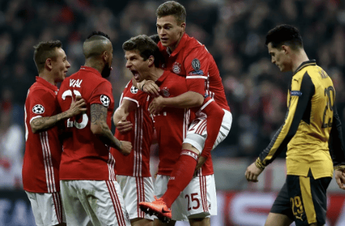 浮嶋敏：邝兆镭没出场是因为轮换；每场比赛我们都全力争胜（浮嶋敏：邝兆镭因轮换未出场，我们每场都力拼胜利）