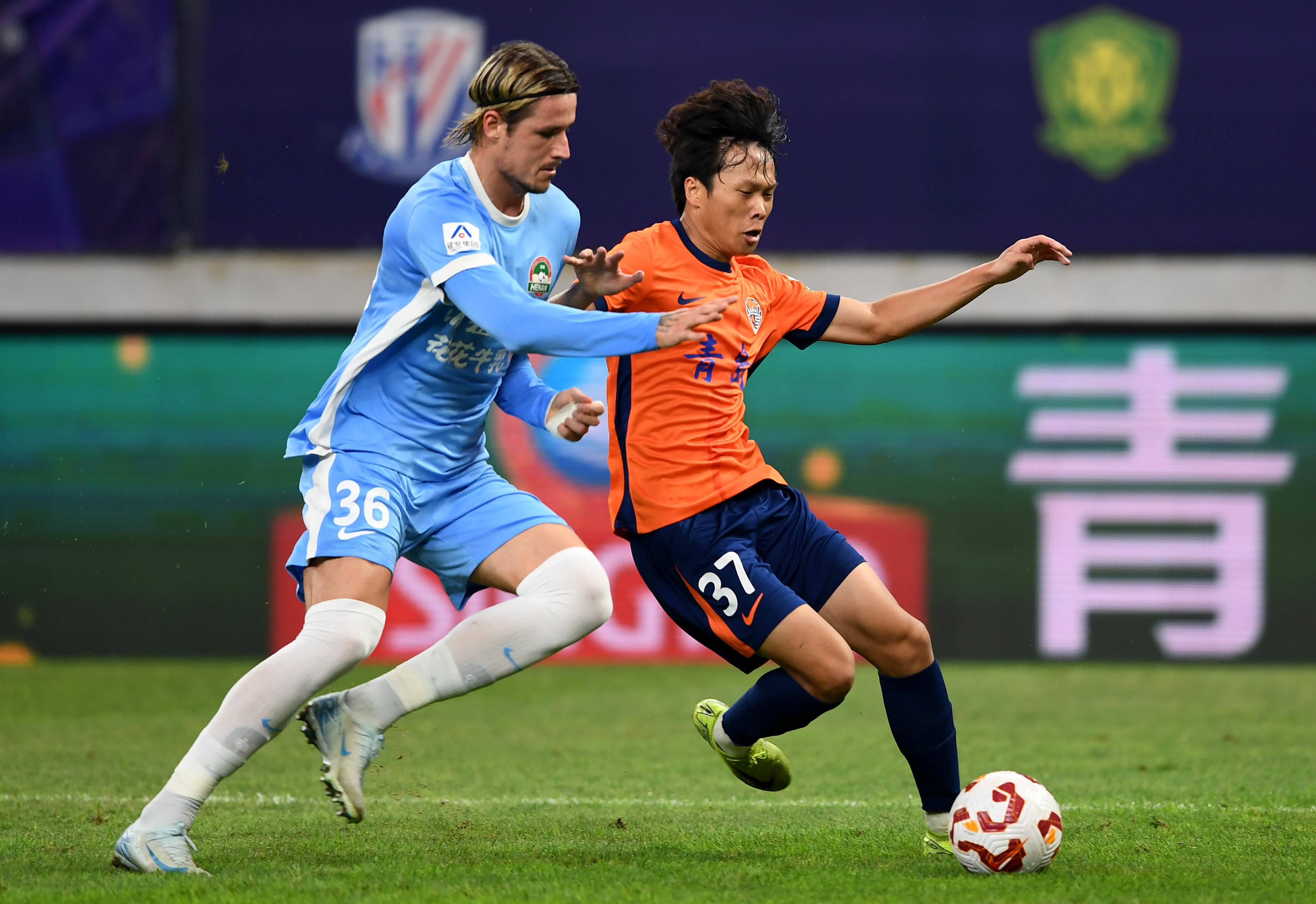 曼联球员状态回暖，连续进球（曼联多将找回状态，连场建功）