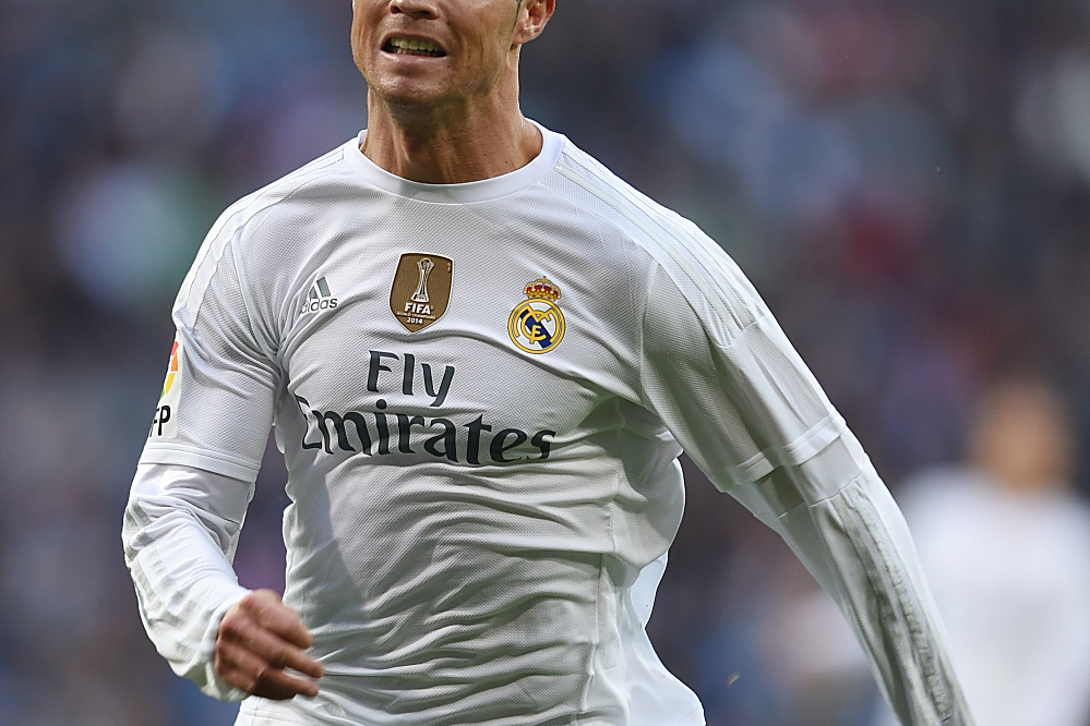 巴黎人报盛赞埃唐-姆巴佩：他敢于冒险，敢于发声，永不放弃（巴黎人报力赞埃唐-姆巴佩：敢闯敢言，永不言弃）