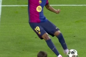 18岁“杜锋接班人”惊艳表现，广东男篮迎来新‘锋线大脑’（18岁杜锋接班人闪耀全场，广东男篮迎来锋线新大脑）