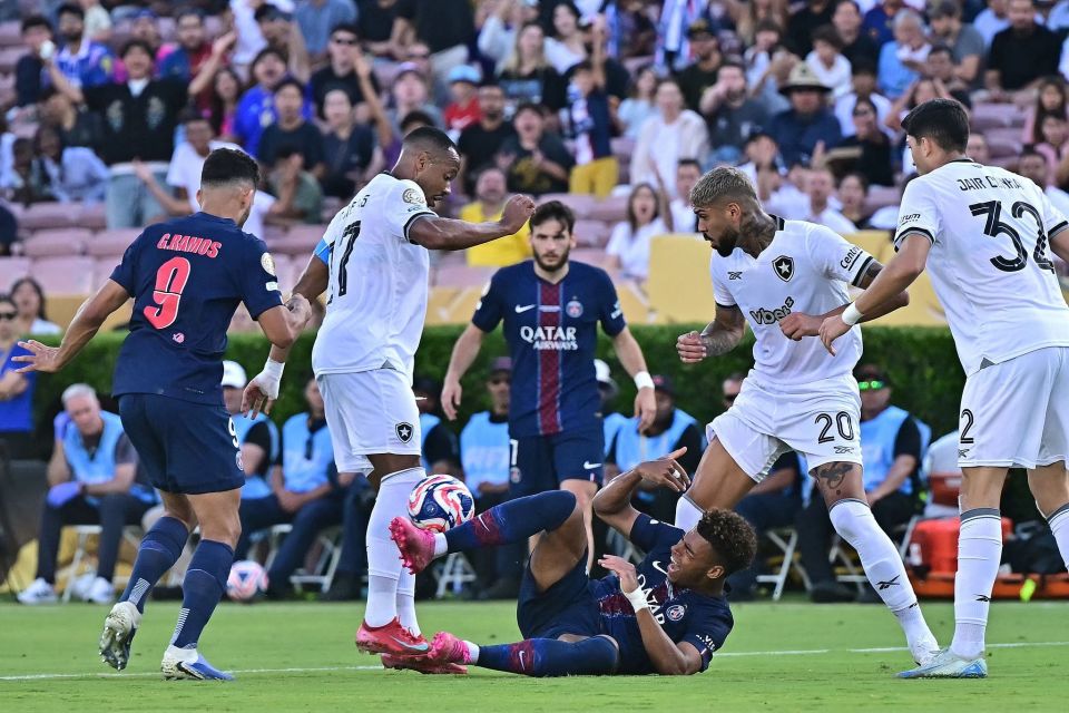 拉莫斯社媒：我永远为担任蒙特雷队长而自豪，感谢俱乐部球迷（拉莫斯社媒发声：身为蒙特雷队长永远自豪，感谢俱乐部与球迷）