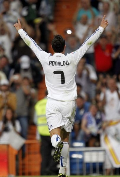 吴曦：在场上不知道其他场次的结果，现在只有做好自己（吴曦：赛场上不关心别处比分，关键是做好自己）